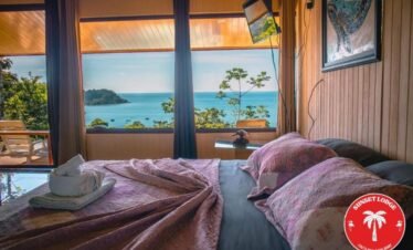 Sunset Lodge - Premium with Pool